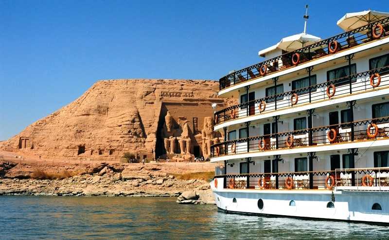Lake Nasser cruise at Abu Simbel