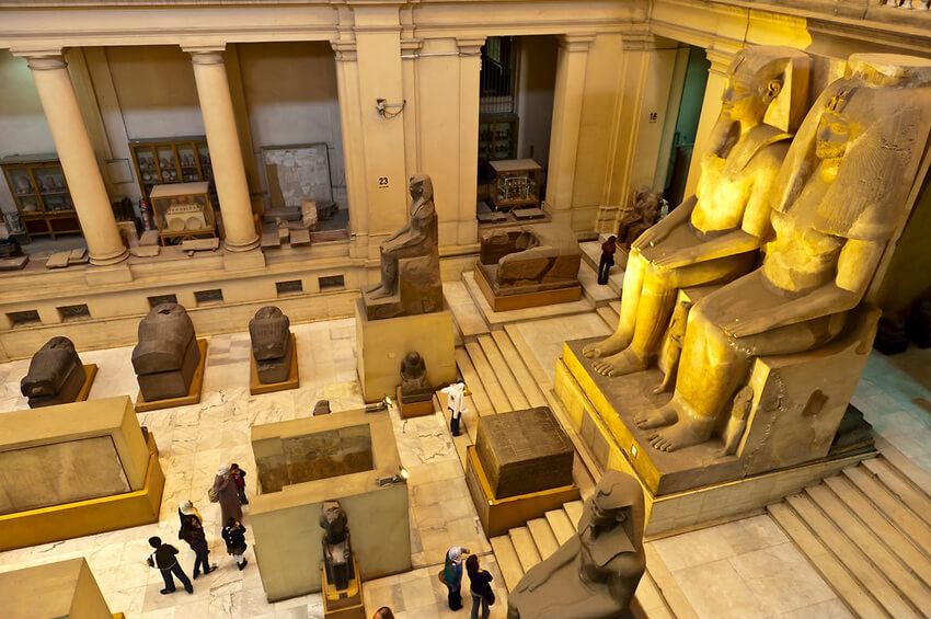 Ausflug zu den Pyramiden und dem Ägyptischen Museum ab Kairo